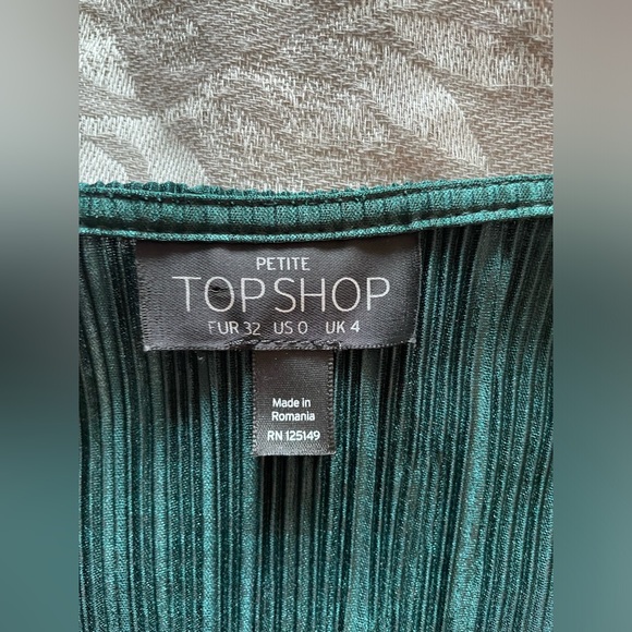 Topshop Green Long Sleeve Wrap Dress - Picture 8 of 10